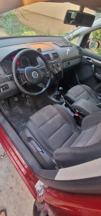 VOLKSWAGEN Touran 2005 — imagine 5