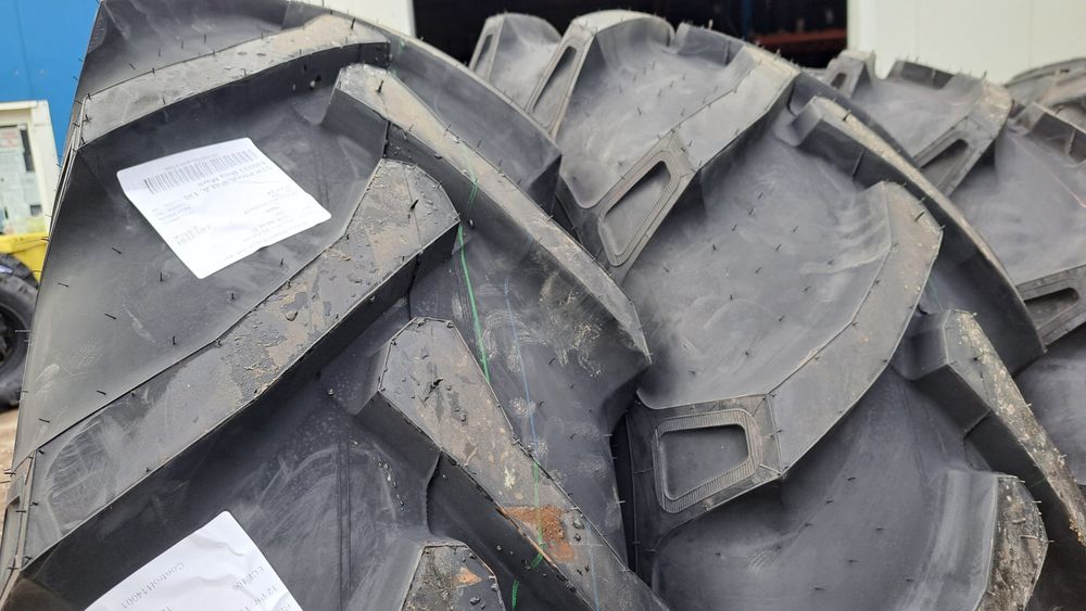 Anvelopa 18.4-34 CEAT FARMAX 12PR 150A8 TT  Cauciucuri tractor, Fiat, Case, Fendt, John Deere, New Holland, Massey Ferguson, UTB   Cauciucuri tractor,