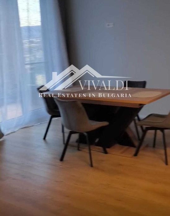 Продава се Тристаен апартамент в Варна, Бриз - 125 кв.м за 1469 €/кв.м - Снимка #4