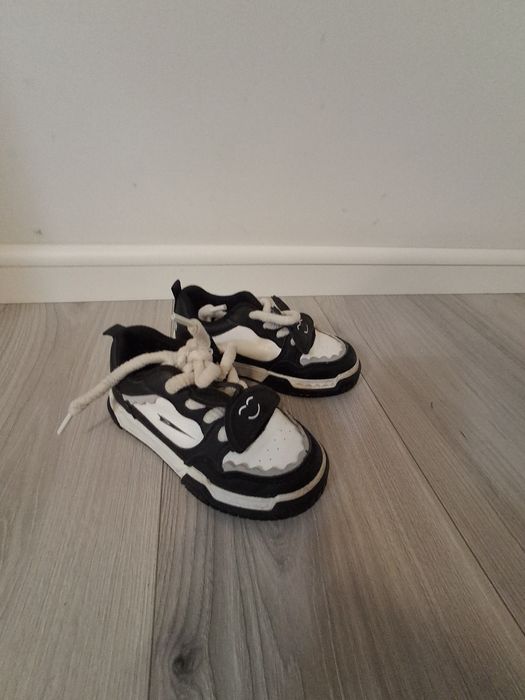 Adidasi copii stare foarte buna
