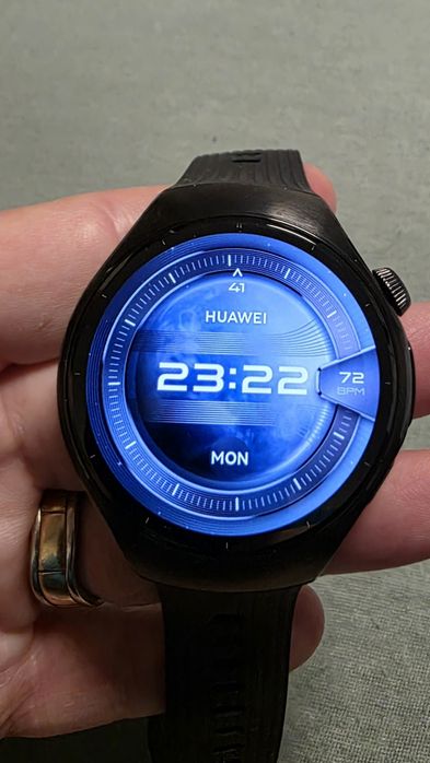 Huawei Watch 5, e-SIM, NFC, curea titan