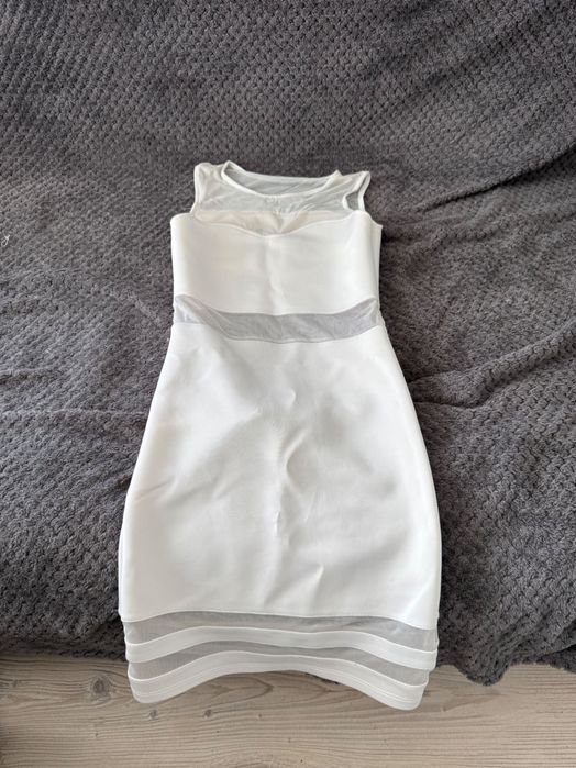 Дамски рокли размер S