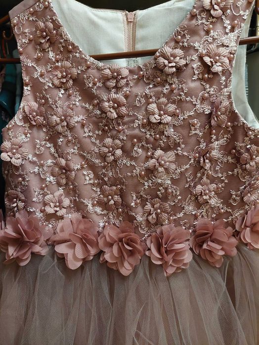 Рокля за момиче ,