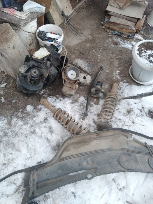 Запчасти вуди 100  2.3 селедка