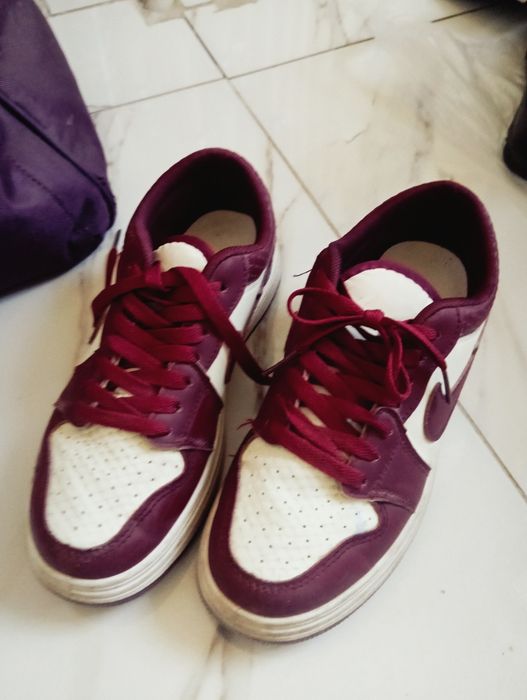 Кроссовка nike jordan