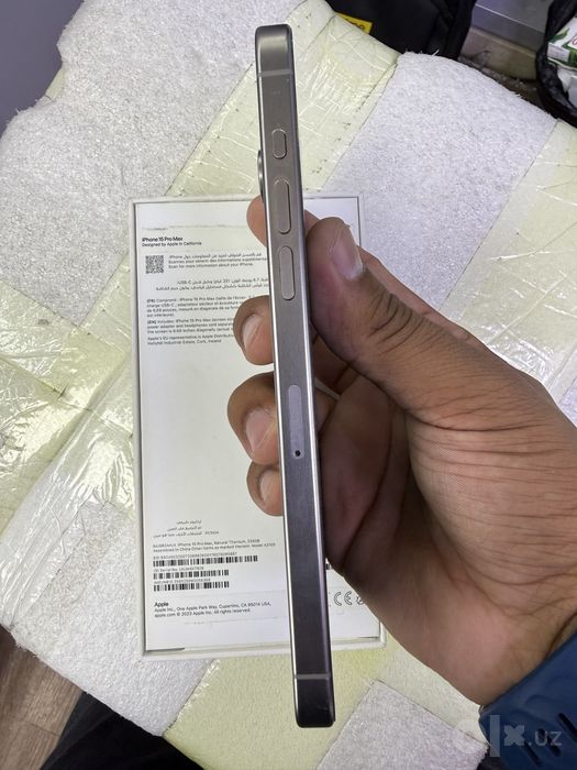 Iphone 15pro max 85%