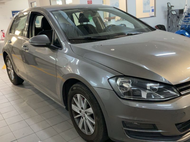 Volkswagen Golf VII 1.6 TDI Business BlueMotion Tech 2013