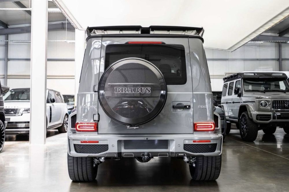 Mercedes benz G63 AMG Brabus 800