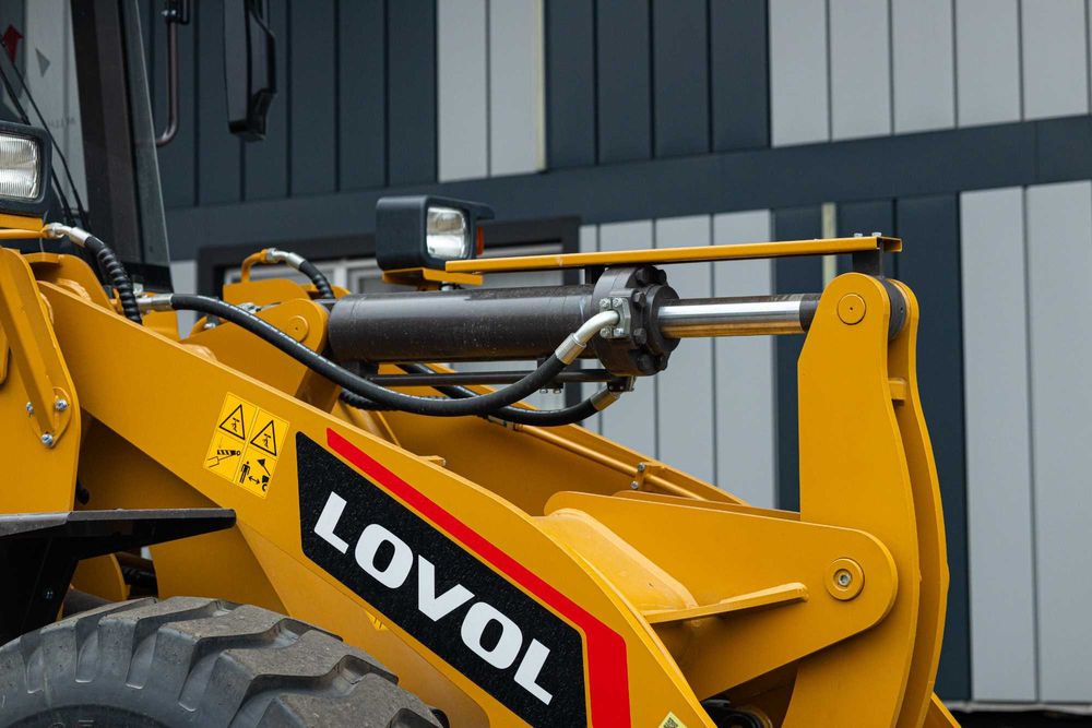 Фронтальный Погрузчик LOVOL FL935