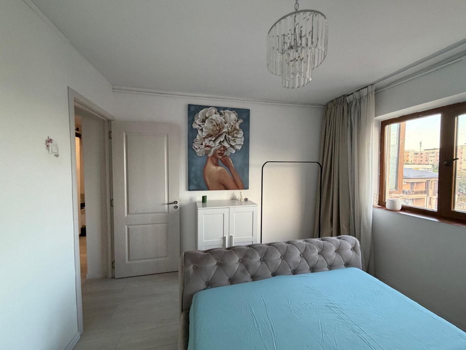 Închirez apartament cu 2 camere, zona Sebastian