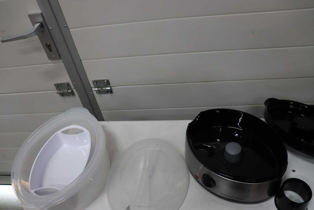 Уред за готвене на пара Russell Hobbs 9 л с 3 отделения, таймер и кошница за ориз