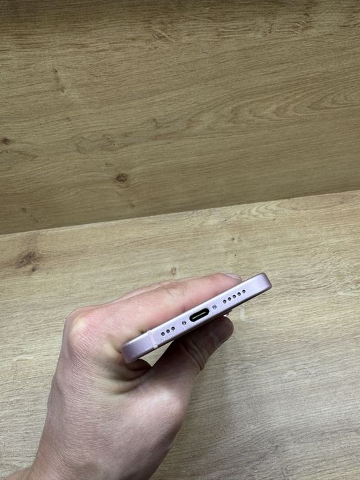 iPhone 15 128Gb Roz pink 94% battery life