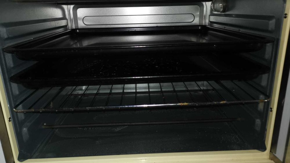 cuptor electric convectie turbotronic - ca NOU ! 55litri