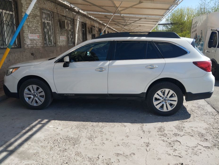 Субару аутбак 2016г срочно