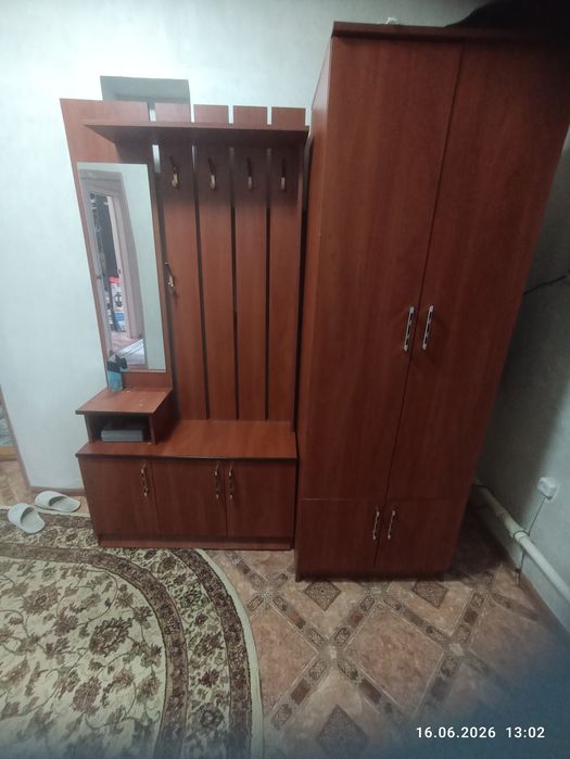 Продаю для прихожая