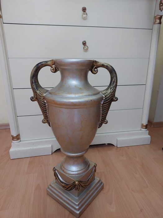 Красивая напольная ваза из Китая