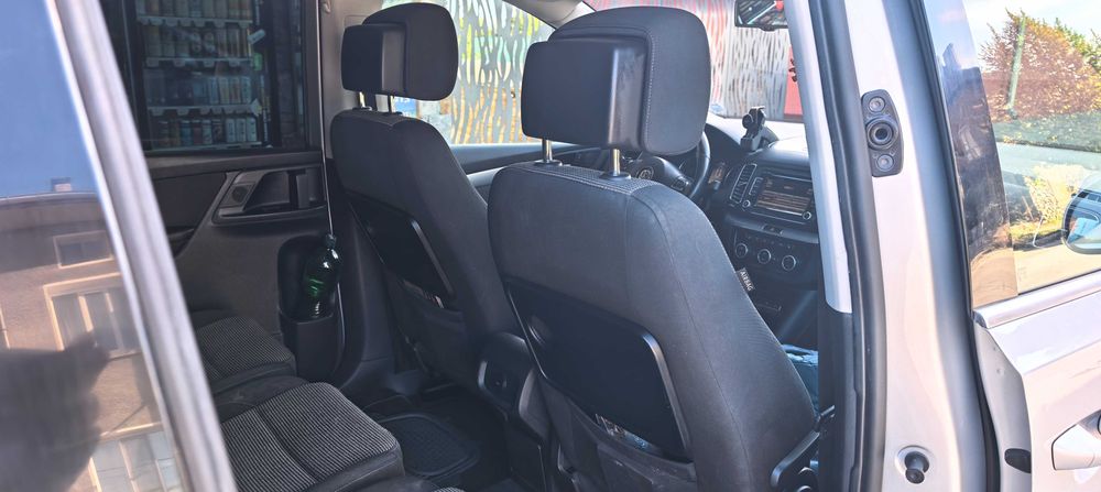 Продавам VW Saran