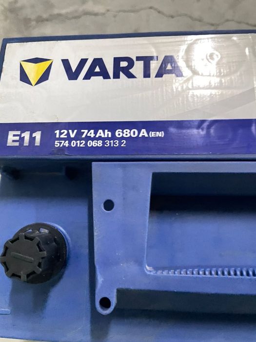 Продам аккумулятор VARTA