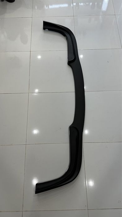 Губа бампера от БМВ Е39. BMW E39