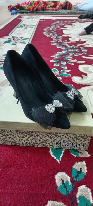Вечерние женские туфли