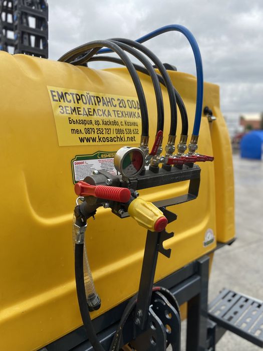 Пръскачка 1000л 16м с лифт от вносител