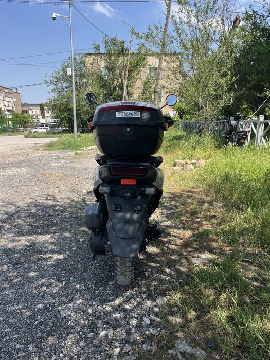 Продаю скутер танк