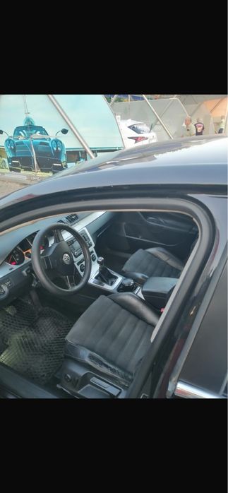 Vând vw passat b6