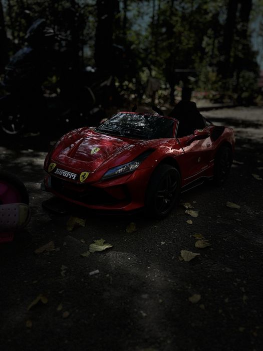 Продам машину на пульте управление