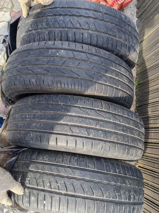 Vând 4 cauciucuri vara 195.65.15