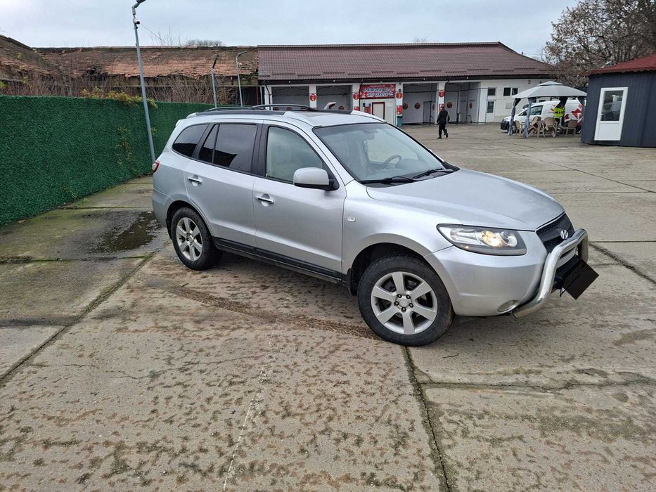Hyundai  santa Fe  22D.
