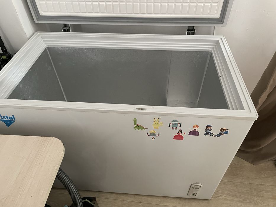 Морозилтник Кристал 270 л
