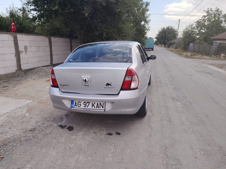 RENAULT Clio 2008 — imagine 3