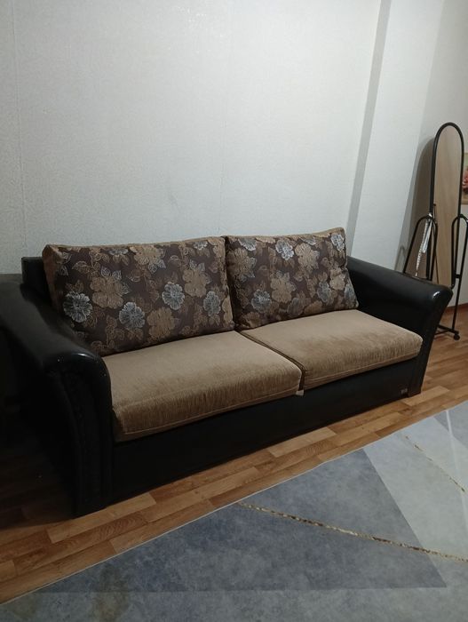 Диван с креслами