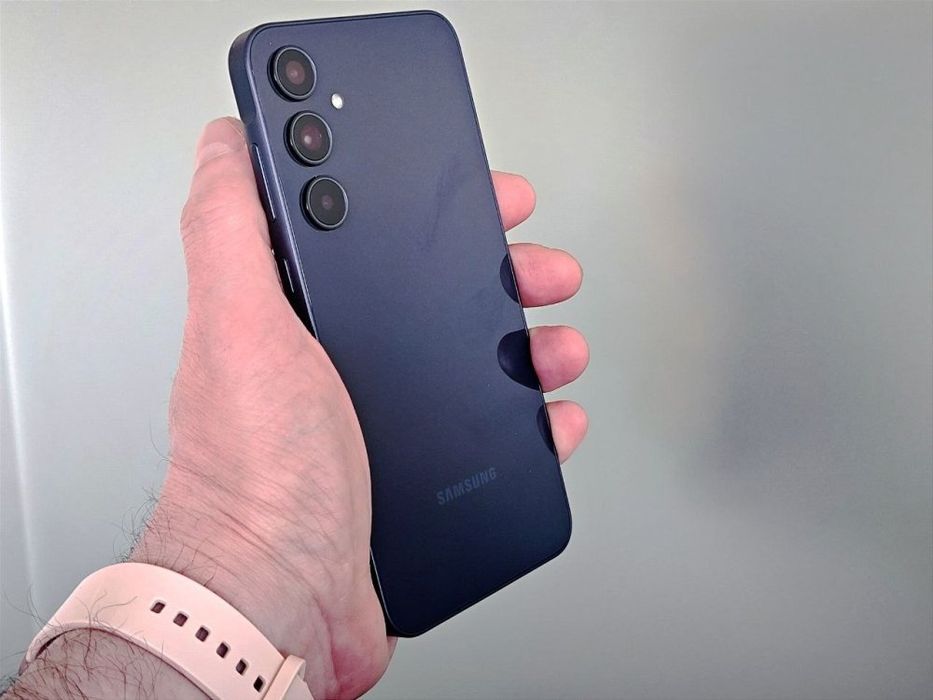 Samsung A 35  8 /256