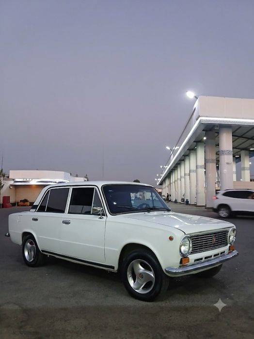 Vaz 21011 idiyal