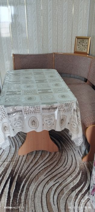 Срочно продаётся 2 х комнатная квартира 6 микрорайон 5 этаж