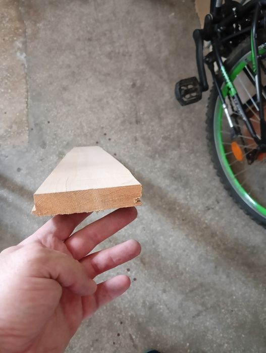 Parchet masiv de esență tare, fag