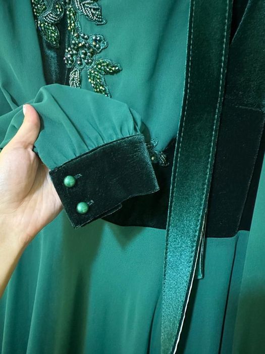 Шикарное платье в пол