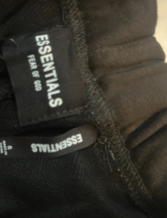 Pantaloni scurti Essentials