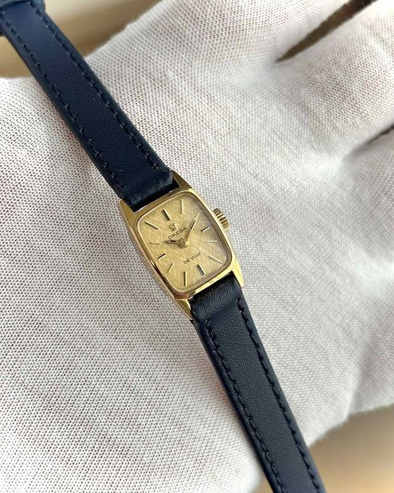 Omega De ville Механичен Дамски Часовник