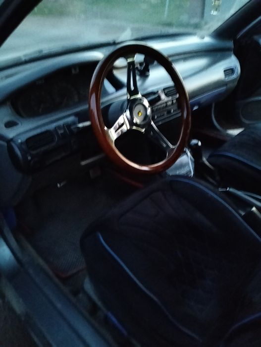 Мазда кронус 1993год