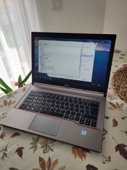 Laptop Fujitsu Lifebook E746 intel i7 gen 6 ssd
