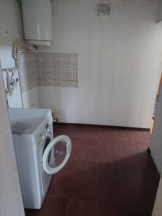 Продаю 3/2/4 ориентир метро Дустлик, 2×6 балкон