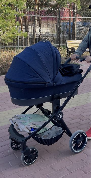 Продам коляску для новорожоенных Rant