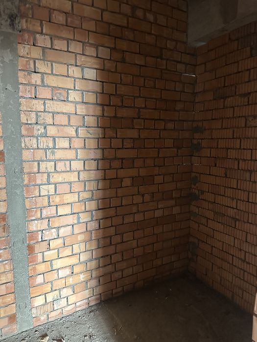 Срочно кадастр есть. 3-х комнатная каартира