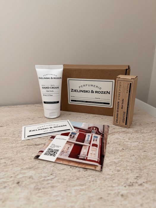 Козметика Armani, Rare Beauty, Hourglass, Milkshake, Essie, Orly