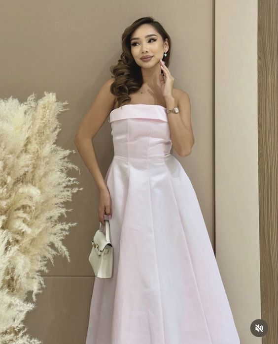 вечерное платье.