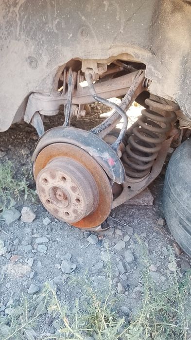 Запчасти на мерс 124