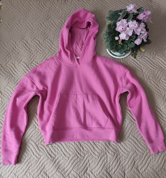 Два чифта дънки и горнище