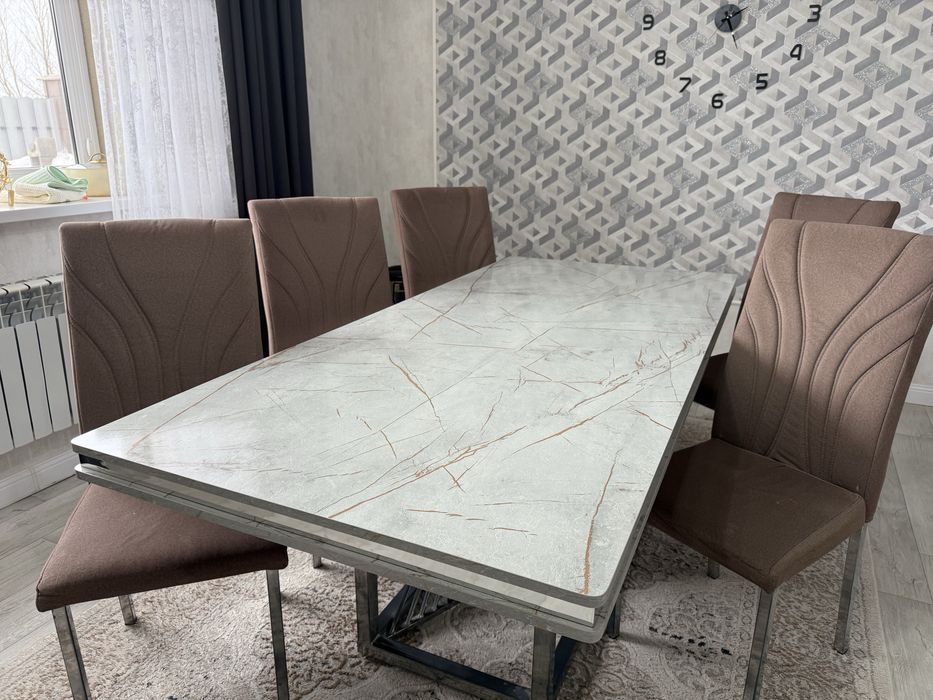 Продам стол со стульями